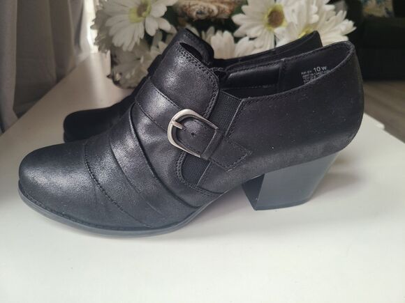 Yuu Shoes - Yuu Raley Women's Size 10 W Black Work Clogs Slip On Shoes